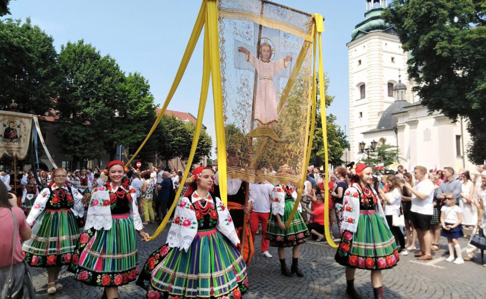 Boże Ciało na ludowo w Radiu Warszawa